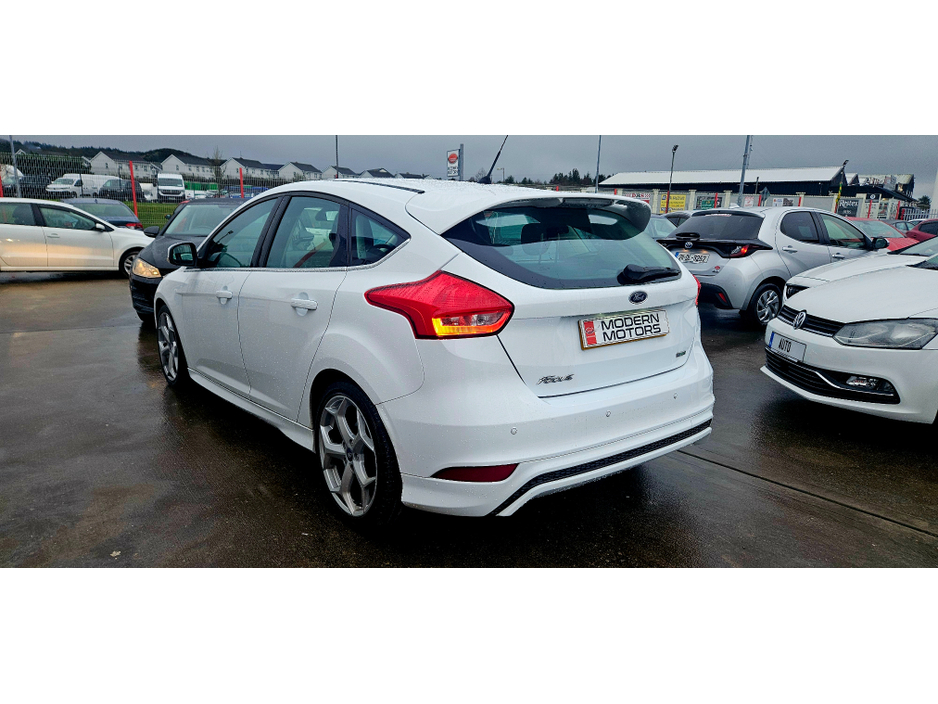2016 Ford Focus ZETEC S 1.0 ECO 125BHP LOW MILES €9,750