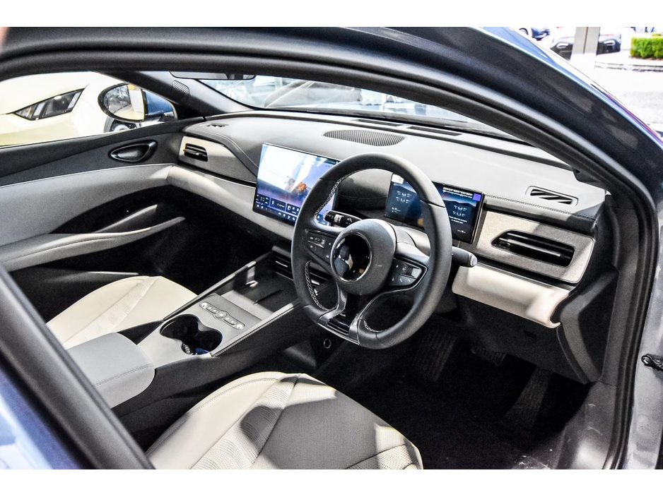 2026 BYD Seal 6 - image 8