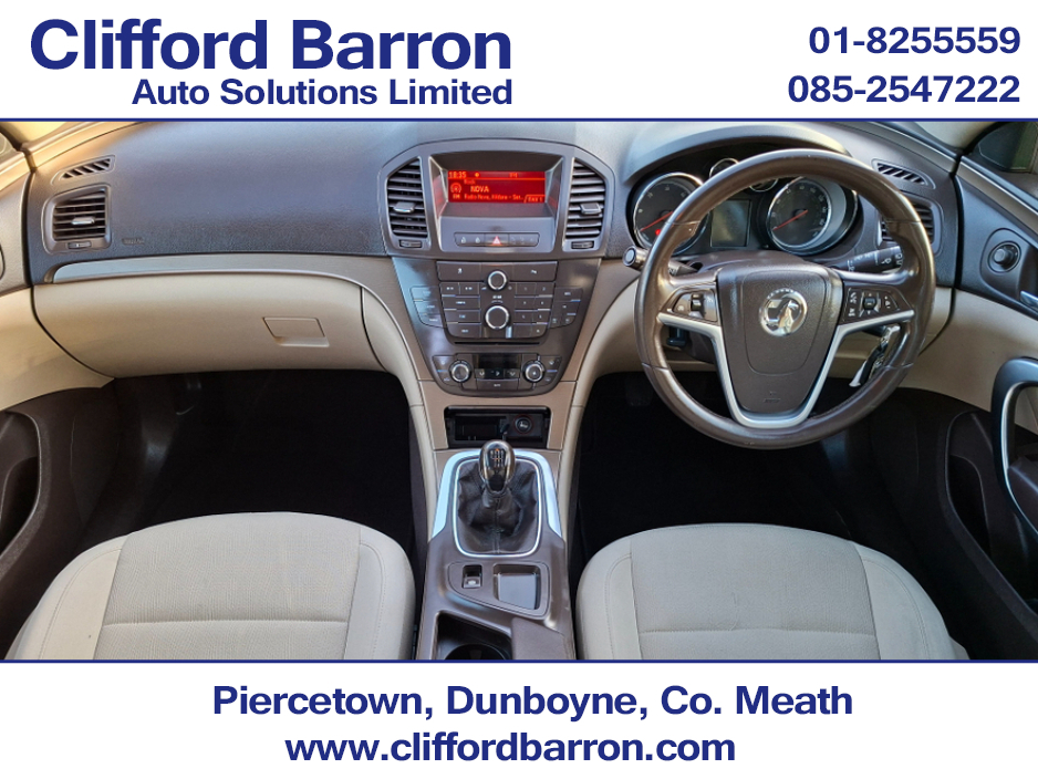 2010 Opel Insignia - image 12