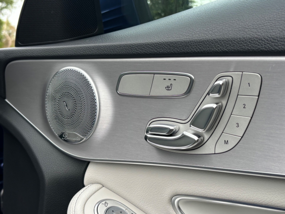 2017 Mercedes-Benz C Class - image 13