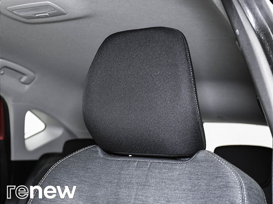 2021 Renault Captur - image 23