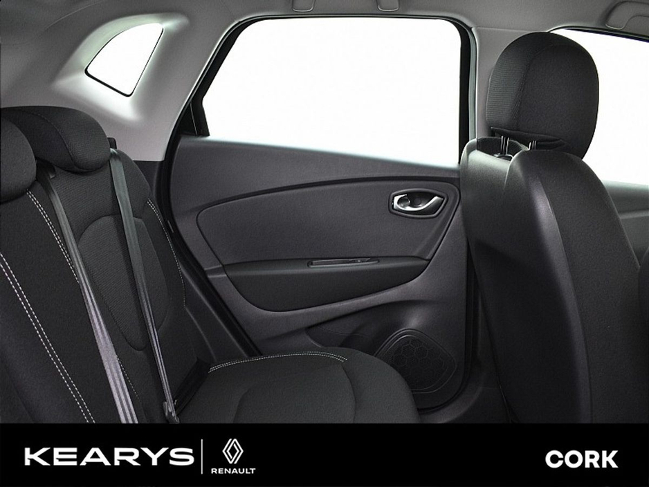 2020 Renault Captur - image 15