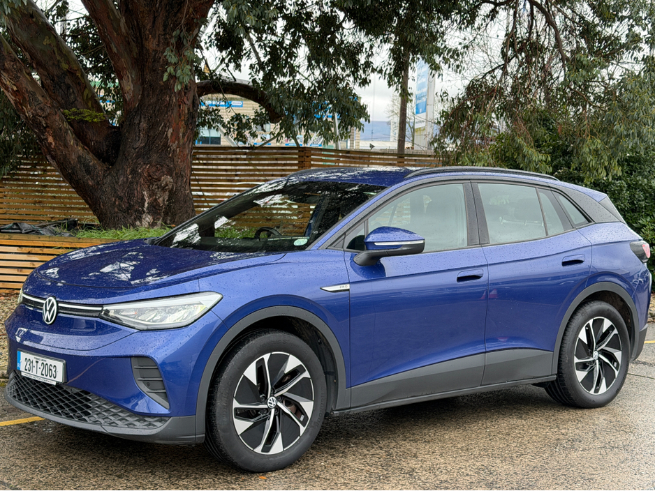 2023 Volkswagen ID.4 - image 3