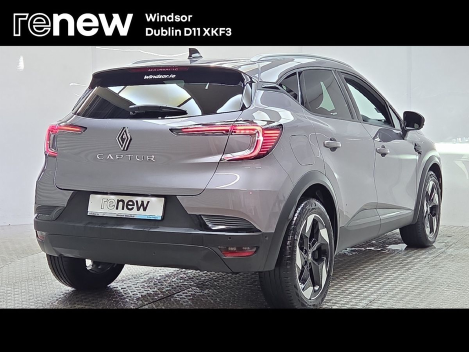 2025 Renault Captur TCe 90 Techno €29,995