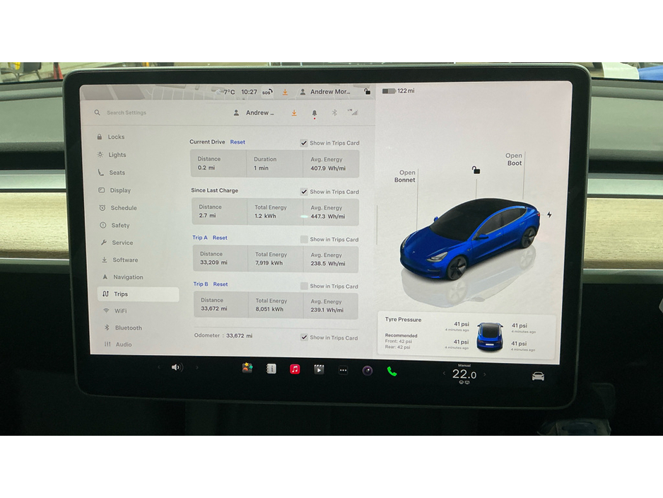 2022 Tesla Model 3 - image 7