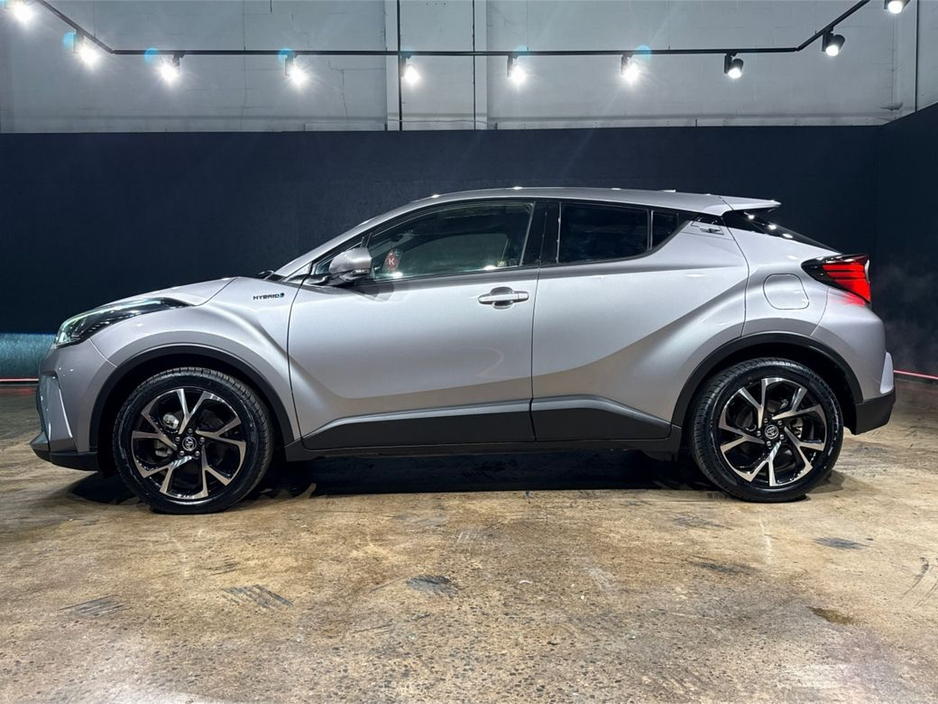 2020 Toyota C-HR - image 6