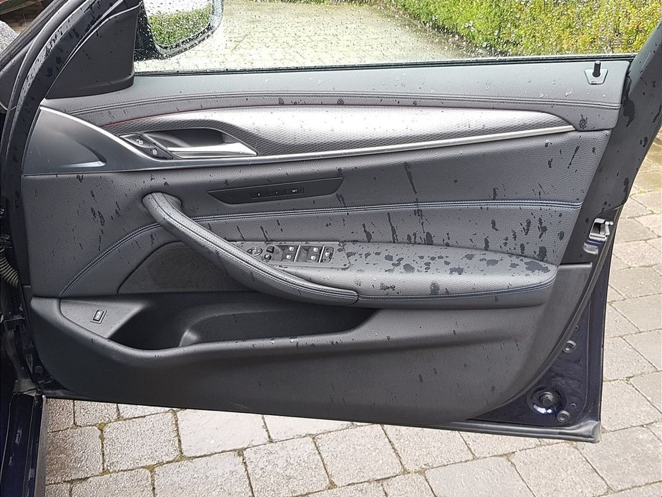 2021 BMW 5 Series - image 21