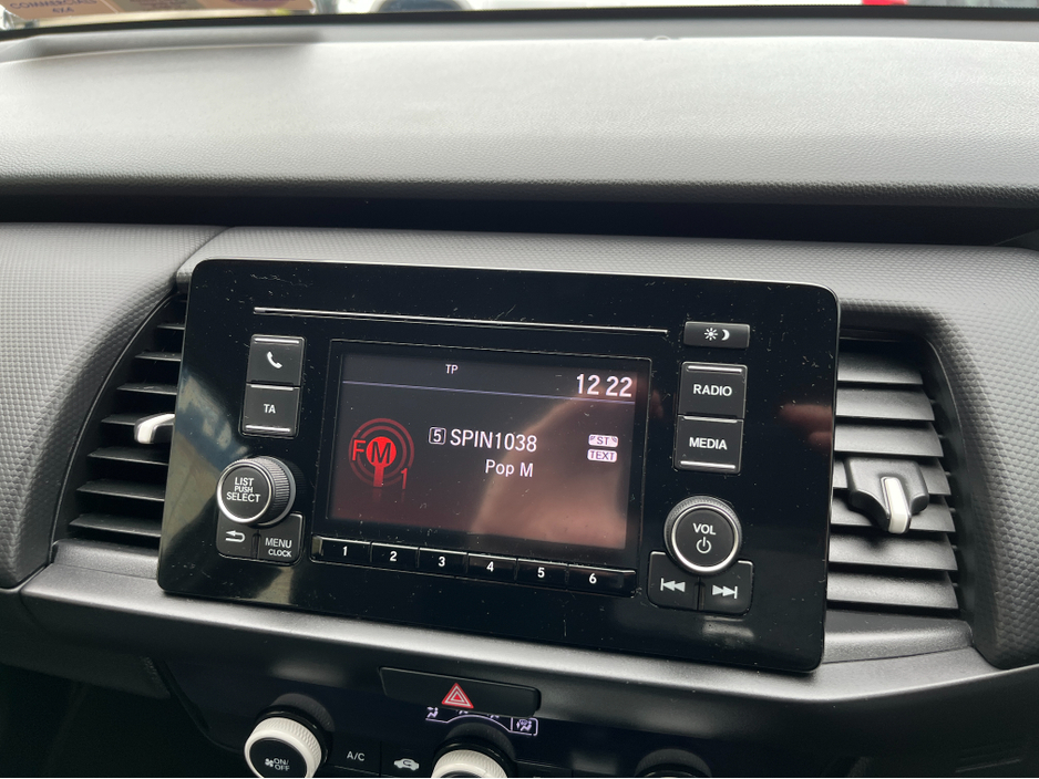 2022 Honda Jazz - image 18