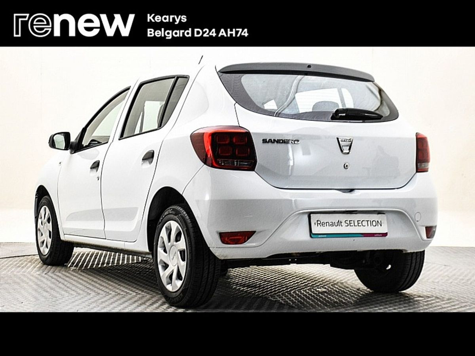 2019 Dacia Sandero - image 3