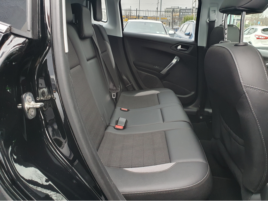 2019 Peugeot 2008 ALLURE PREMIUM 1.2L PETROL 82BHP MANUAL NCT 02/28 FINANCE AVAILABLE @ €49 PER WEEK 2 KEYS/ PAN ROOF/ PARKING SENSORS/ HALF LEATHER SEATS/ TOUCH SCREEN MEDIA/ HISTORY CHECKED €10,900