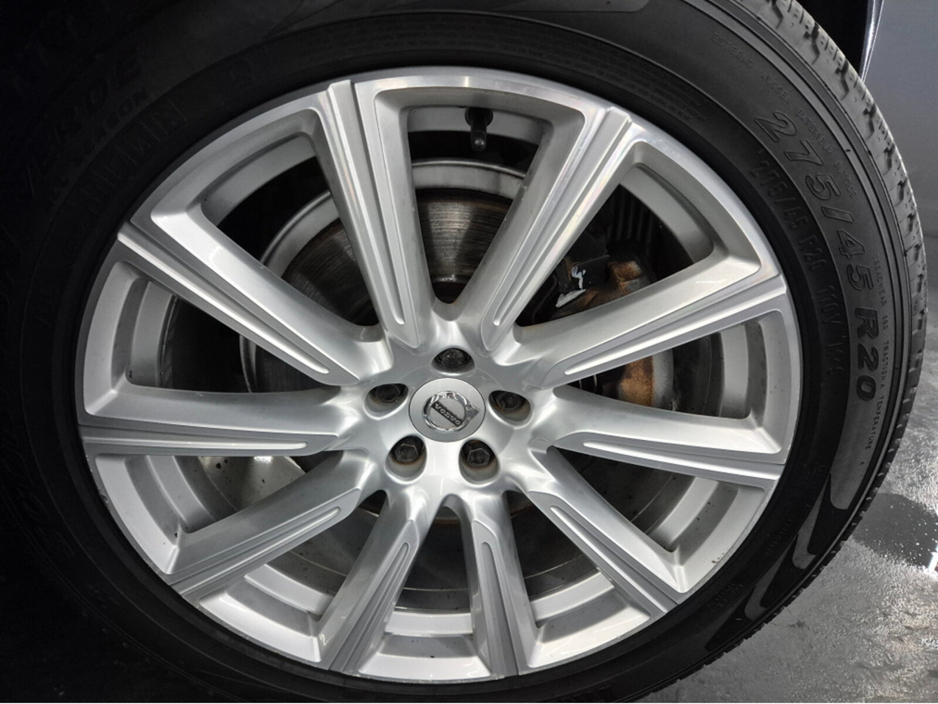 2019 Volvo XC90 - image 7