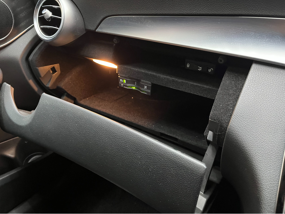 2018 Mercedes-Benz C Class - image 19