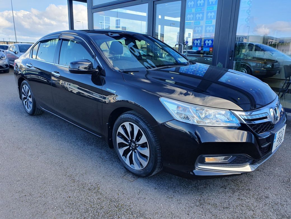 2013 Honda Accord - image 4