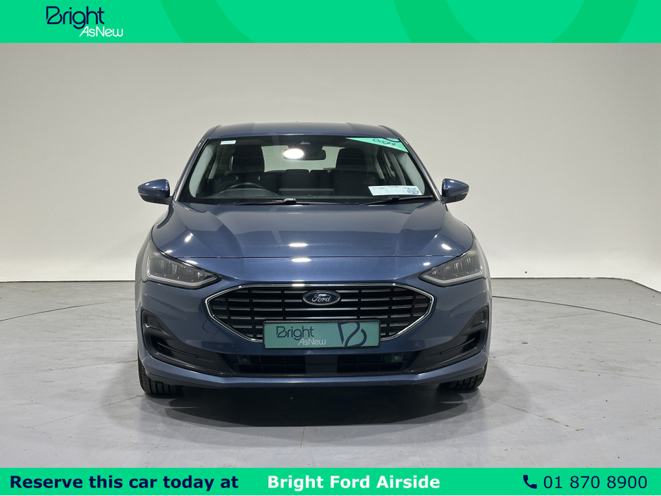 2023 Ford Focus - image 5