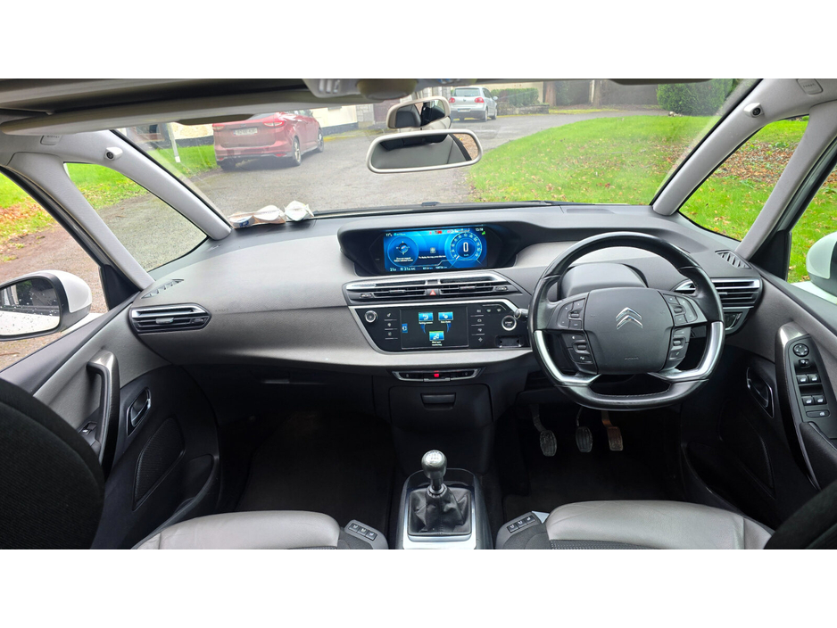 2016 Citroen C4 - image 21