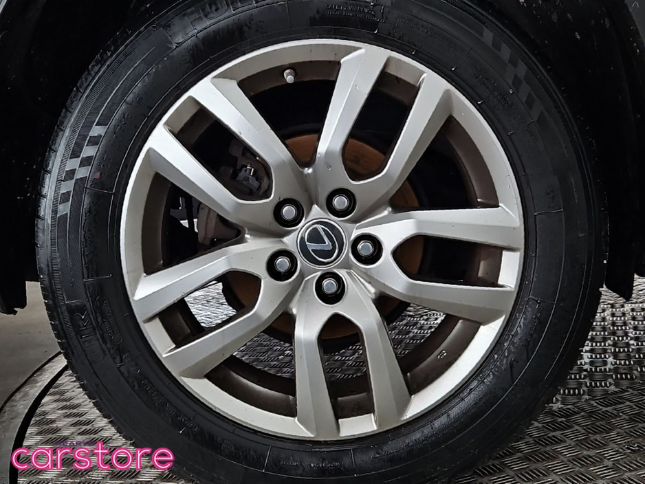 2018 Lexus NX 450 h+ 2.5 300h Executive FWD €31,880