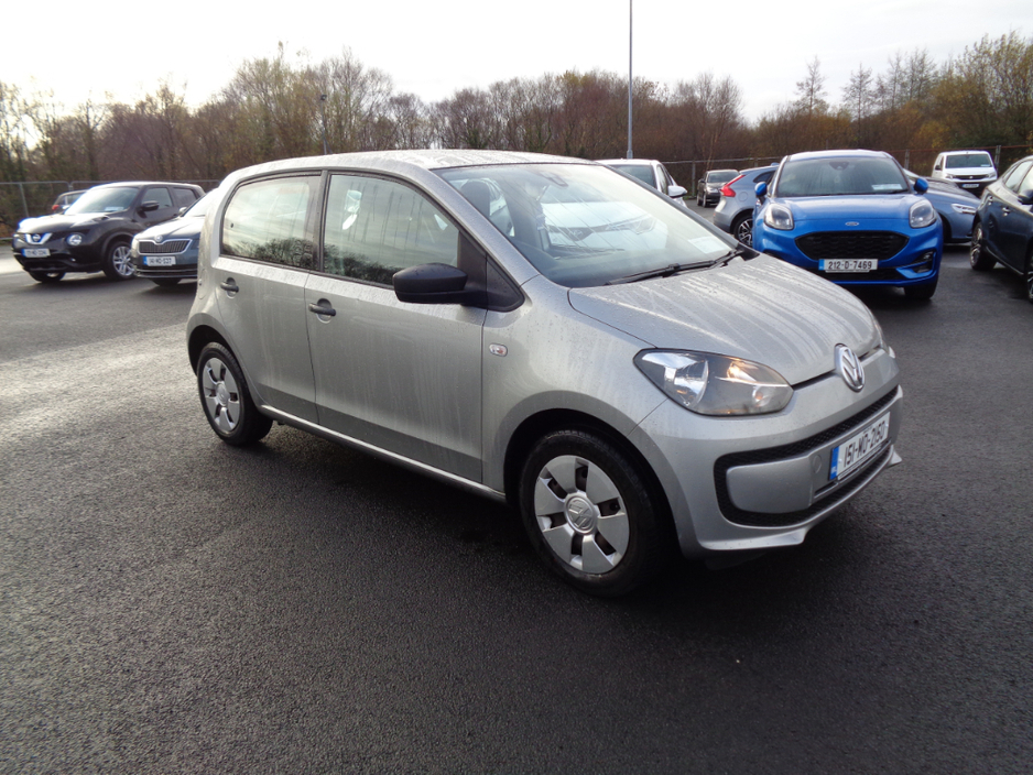 2015 Volkswagen up! - image 2