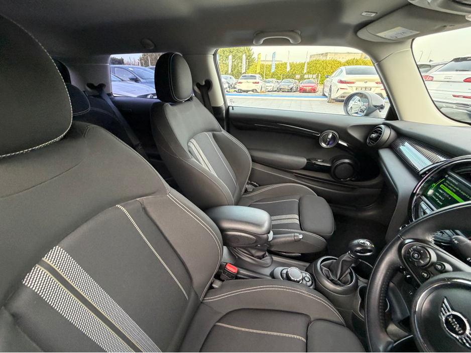2018 MINI Hatch - image 16