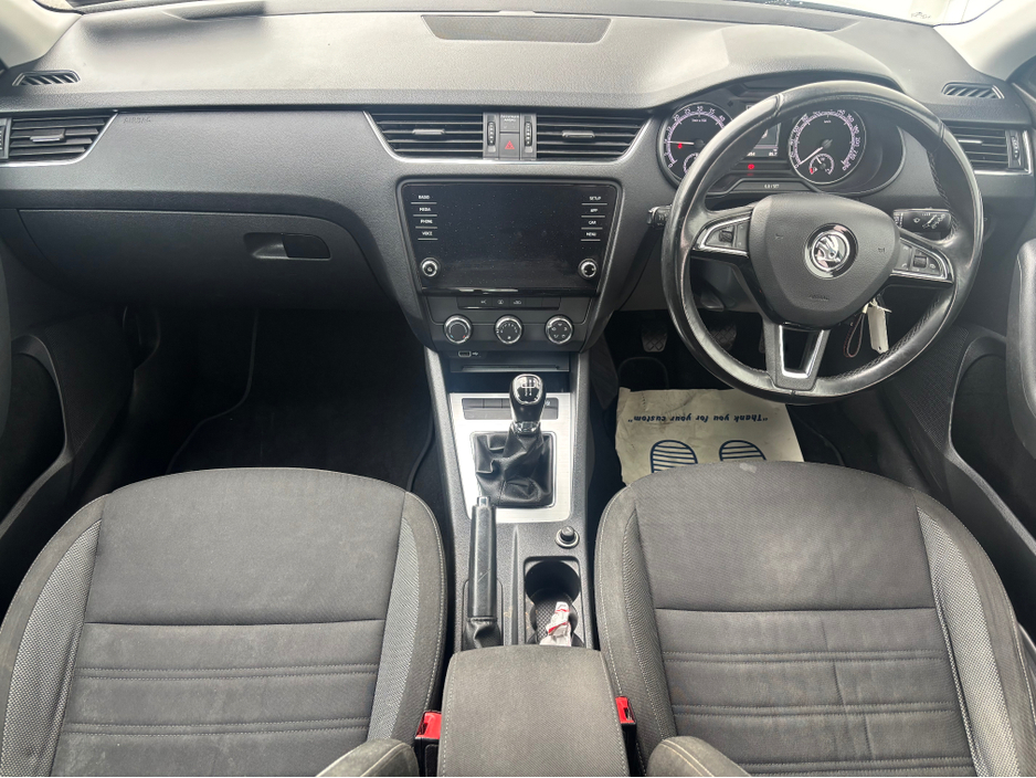 2018 Skoda Octavia - image 17