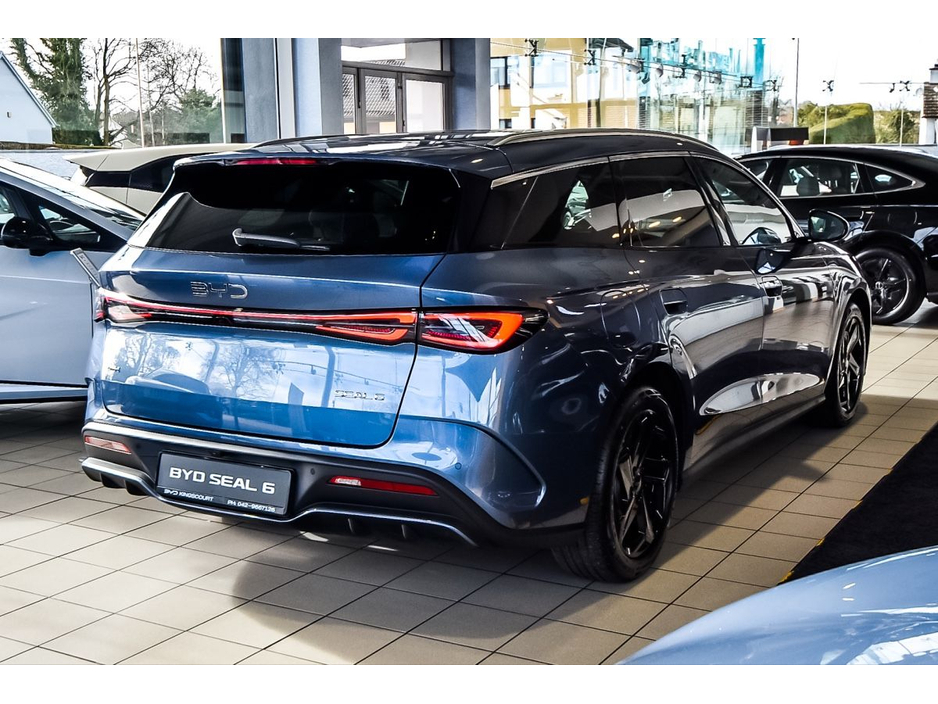 2026 BYD Seal - image 2