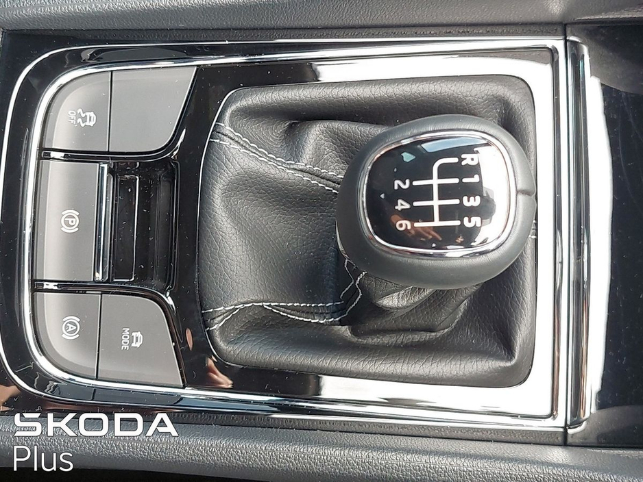 2023 Skoda Karoq SPORT 2.0TDI 115HP €36,950