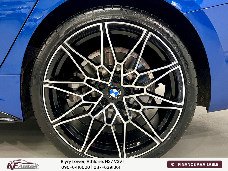 2022 BMW 3 Series - image 10