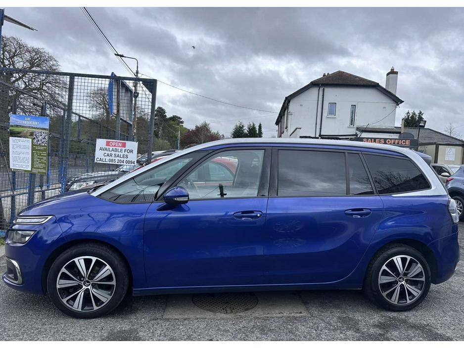 2018 Citroen Grand C4 Picasso - image 3