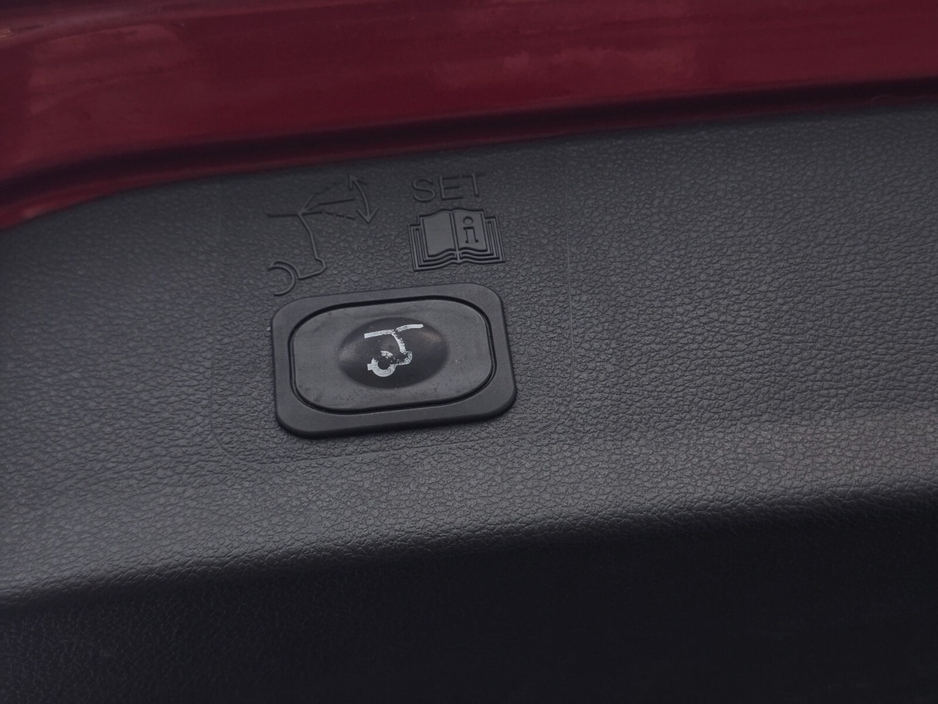 2017 Ford Kuga 2.0TDCI 150PS Titanium €13,950