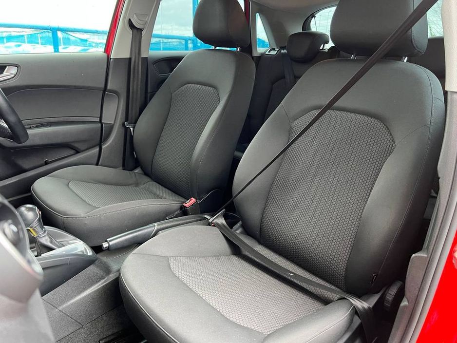 2018 Audi A1 - image 6