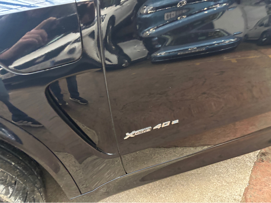 2017 BMW X5 - image 12