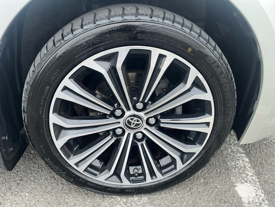 2022 Toyota Corolla - image 17