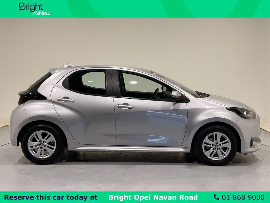 2022 Toyota Yaris 1.0 LUNA 4DR €20,950