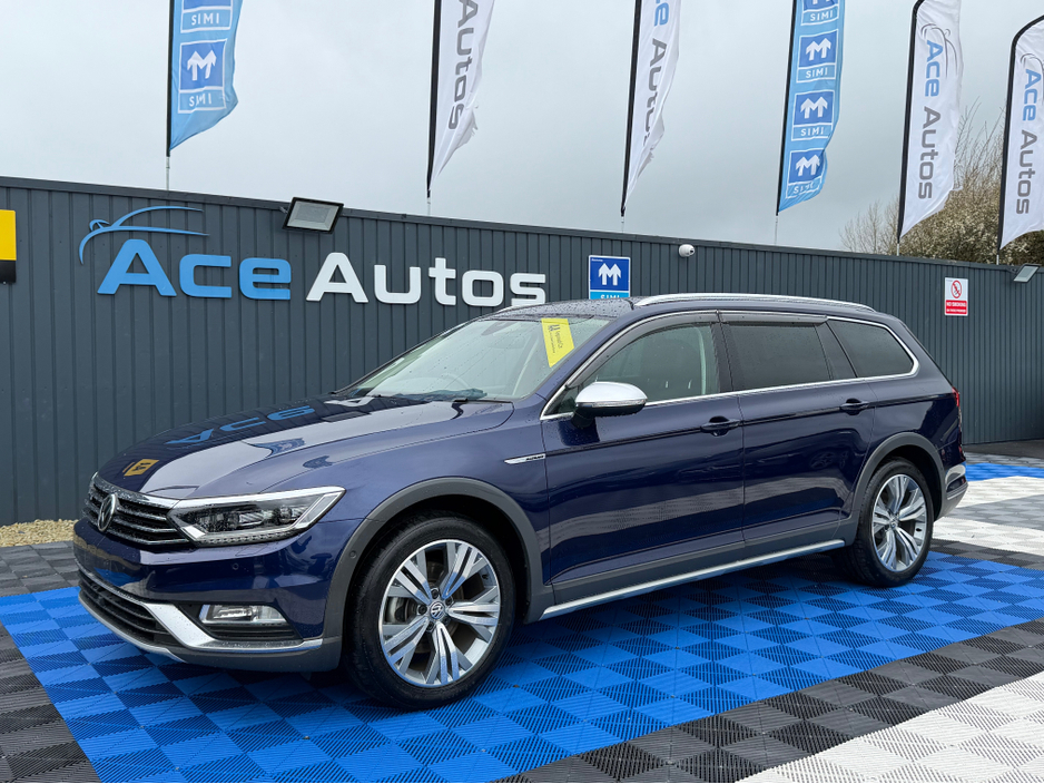 2020 Volkswagen Passat - image 3