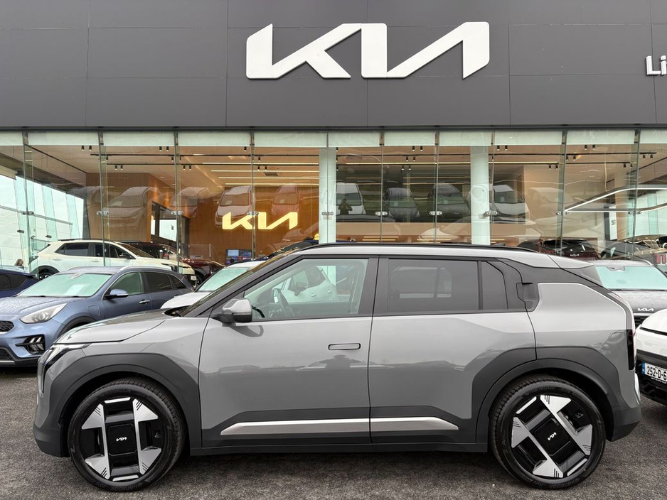 2025 Kia EV3 Earth ( Range 585km ) €39,995