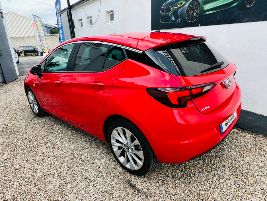 2016 Opel Astra  €7,950