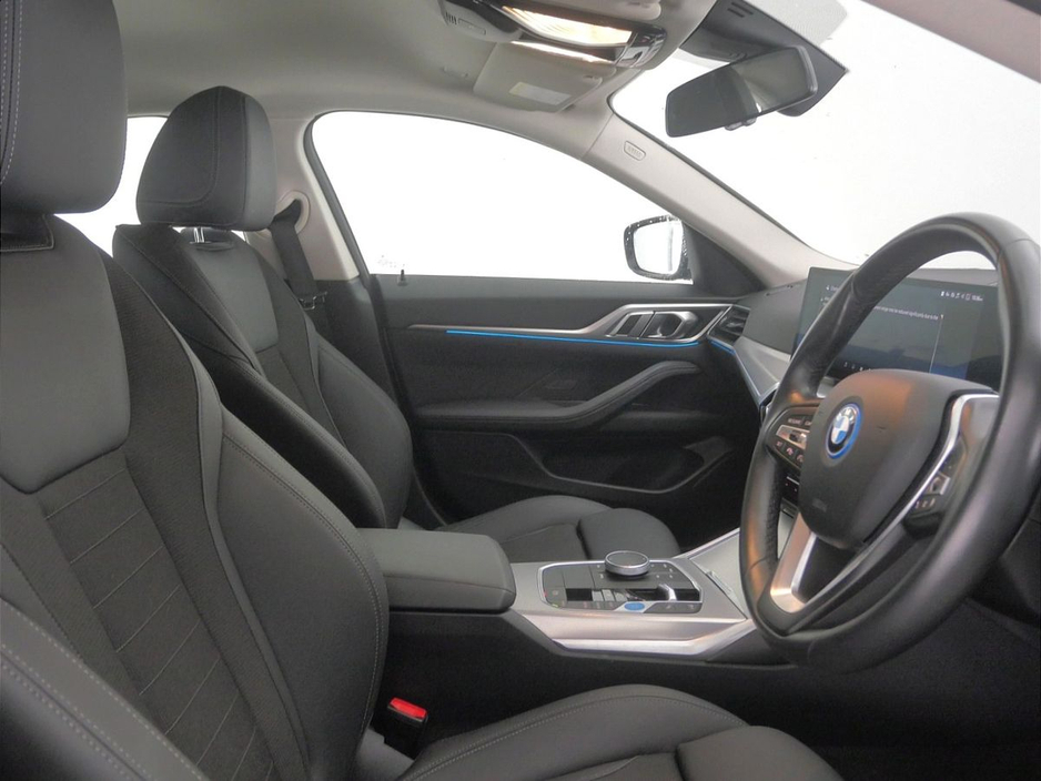 2024 BMW i4 - image 12