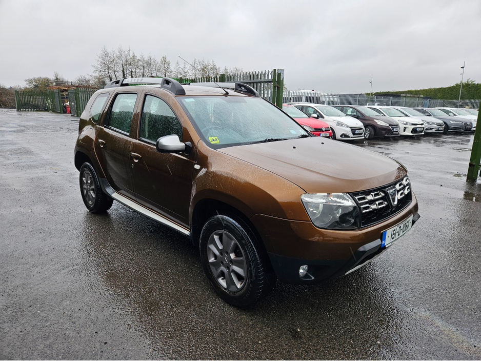 2015 Dacia Duster SIGNATURE 1.5 DCI 110 4X €5,450