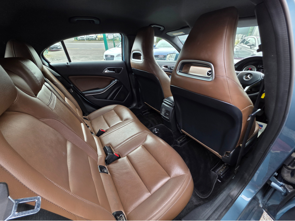 2013 Mercedes-Benz A Class - image 8