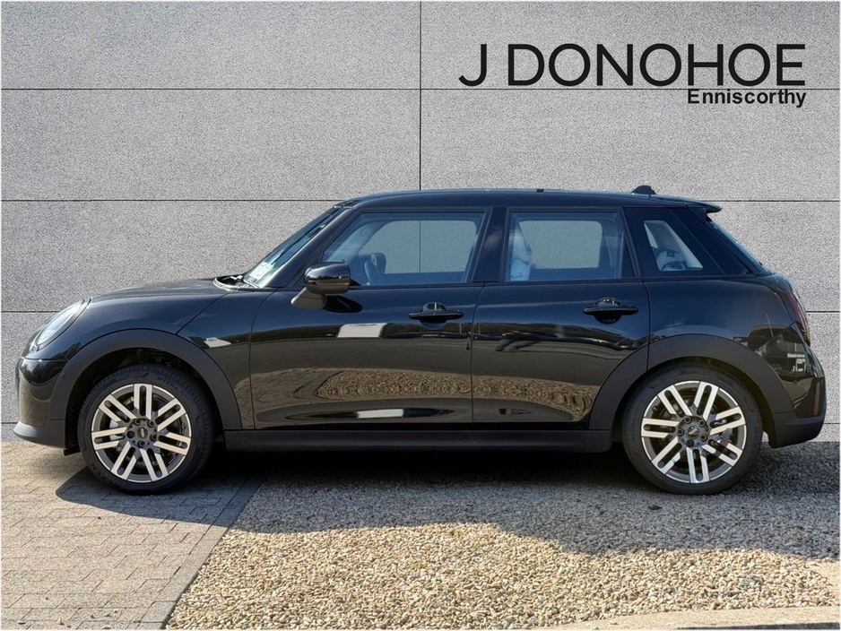 2026 MINI Hatch - image 16