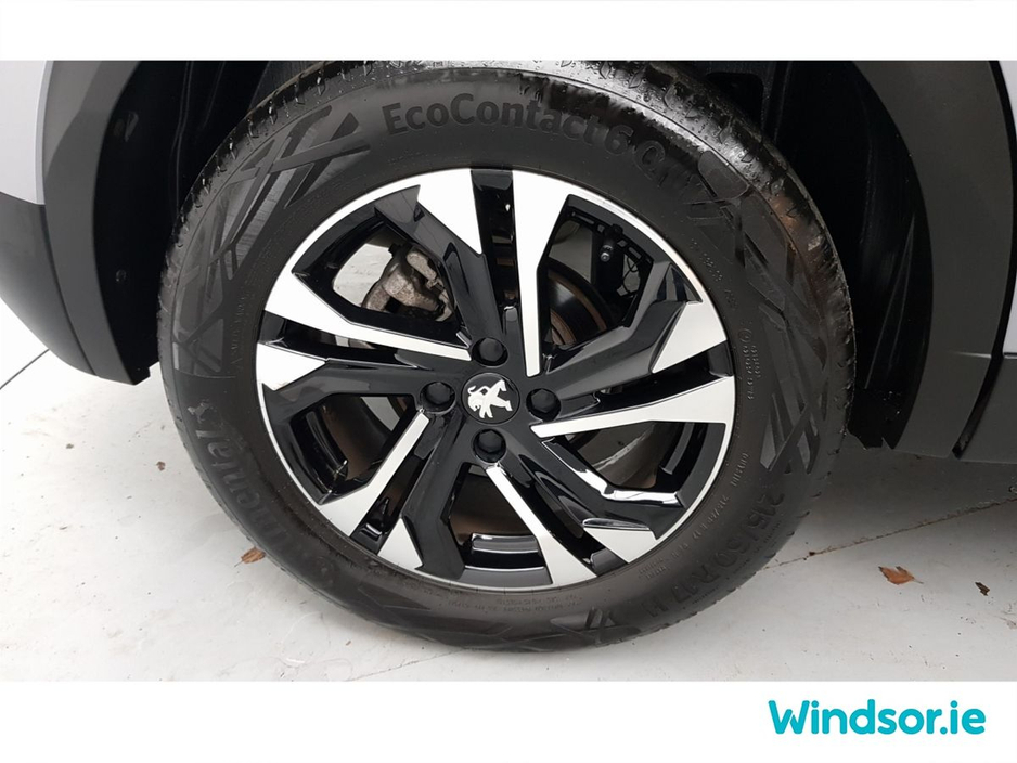 2023 Peugeot 2008 1.2 Puretech 100bhp Allure €25,995