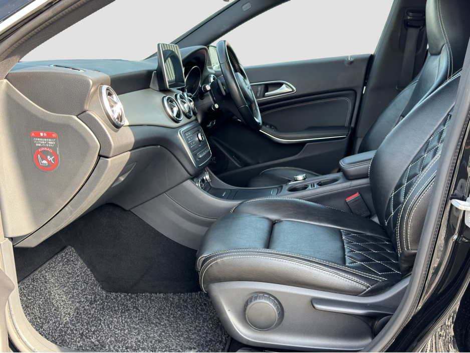 2016 Mercedes-Benz CLA Class - image 14