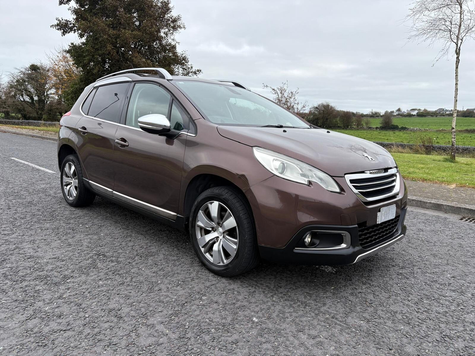 2014 Peugeot 2008 - image 2