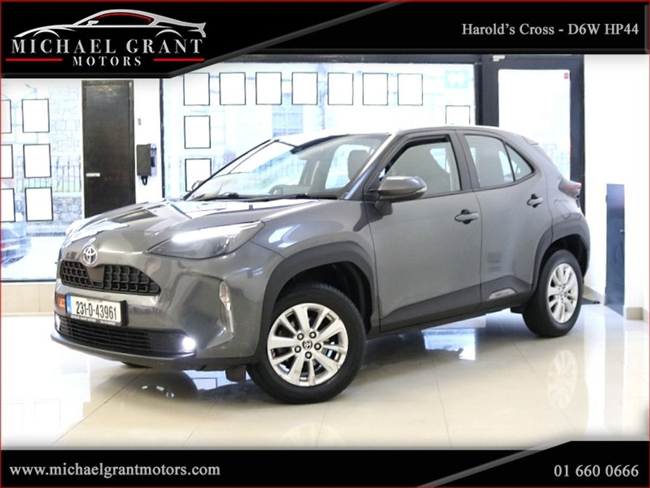 2023 Toyota Yaris Cross 1.5 HYBRID CVT AUTOMATIC LUNA 1 OWNER IRISH CAR €24,900