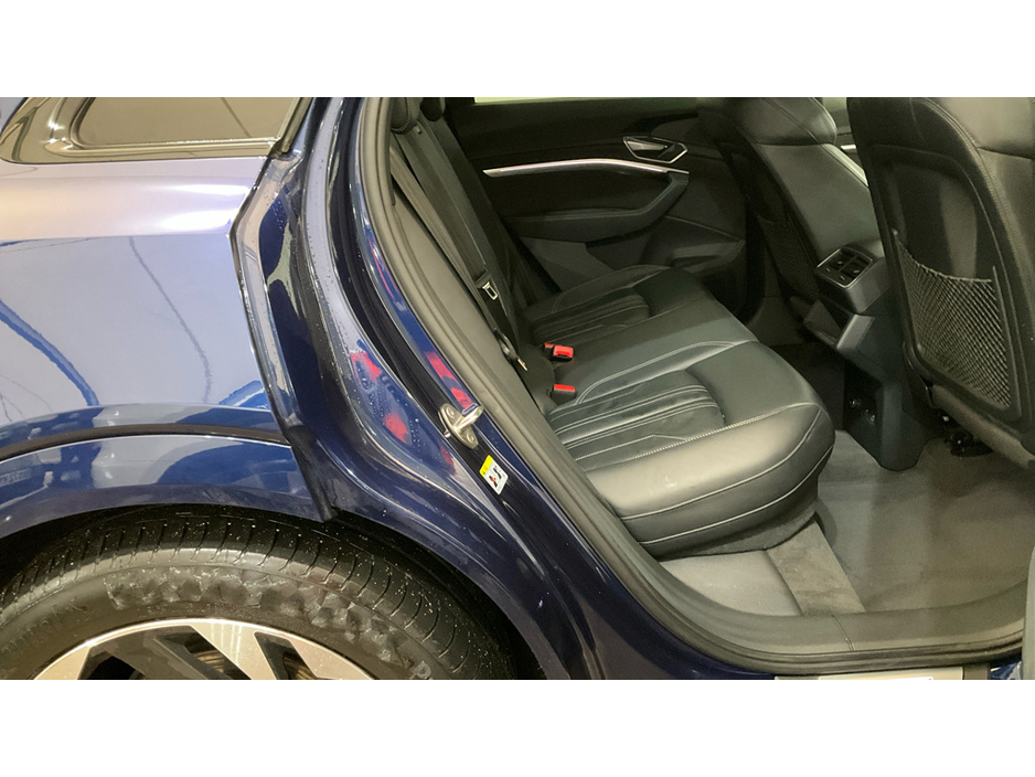 2021 Audi e-tron BLACK EDITION 55 QUATTRO // 95KwH BATTERY €34,995