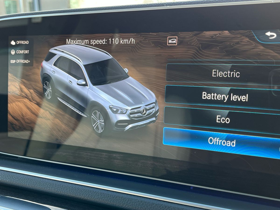 2022 Mercedes-Benz GLE Class - image 27