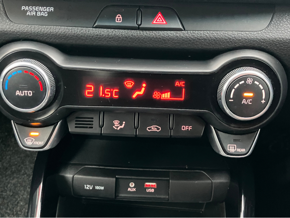 2018 Kia Stonic - image 16