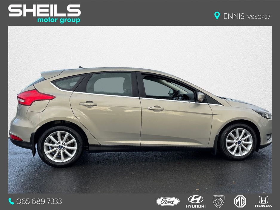 2018 Ford Focus - image 9