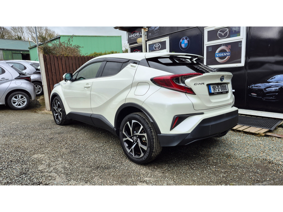 2019 Toyota C-HR - image 9