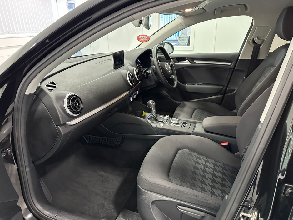 2015 Audi A3 - image 33