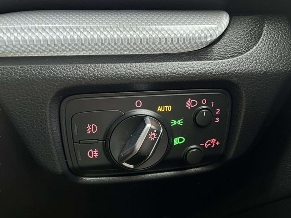 2015 Audi A3 - image 21